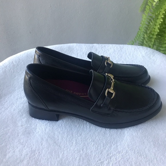 Munro Gryffin Black Loafer Size 6.5W NWOB 1.25” heel Academia Preppy College - Picture 5 of 10
